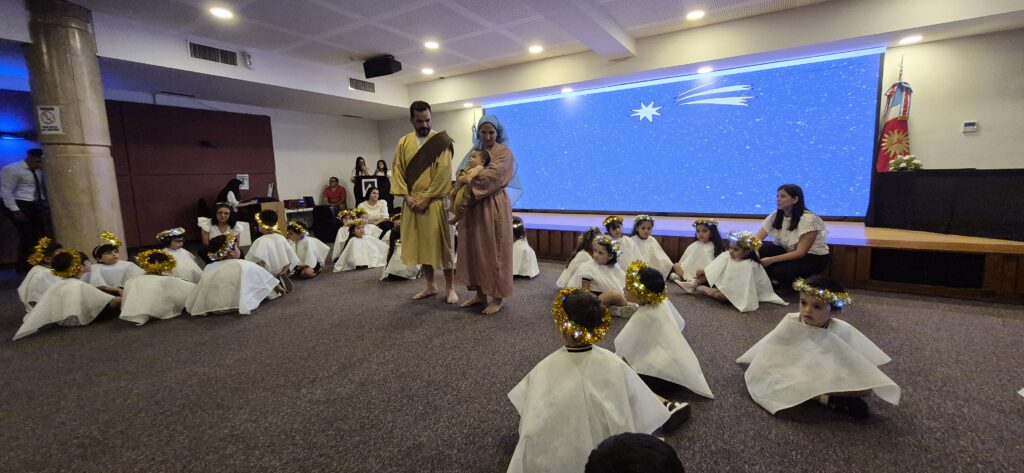 Acto egreso salas de 5