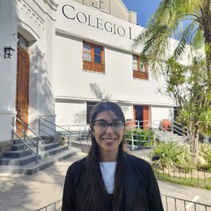 Prof. Gabriela García-Vicerrectora Nivel Secundario